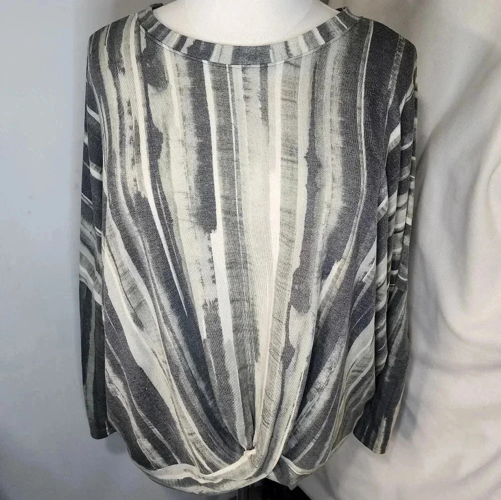 Crepas Plus Size 6XL Top (Fit More 4XL) Green Gray Strip Camo Like Top